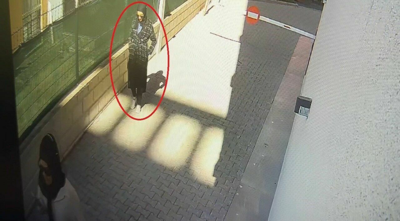 Hırsızlık Için Önce Çocuk Yapıyorlar2