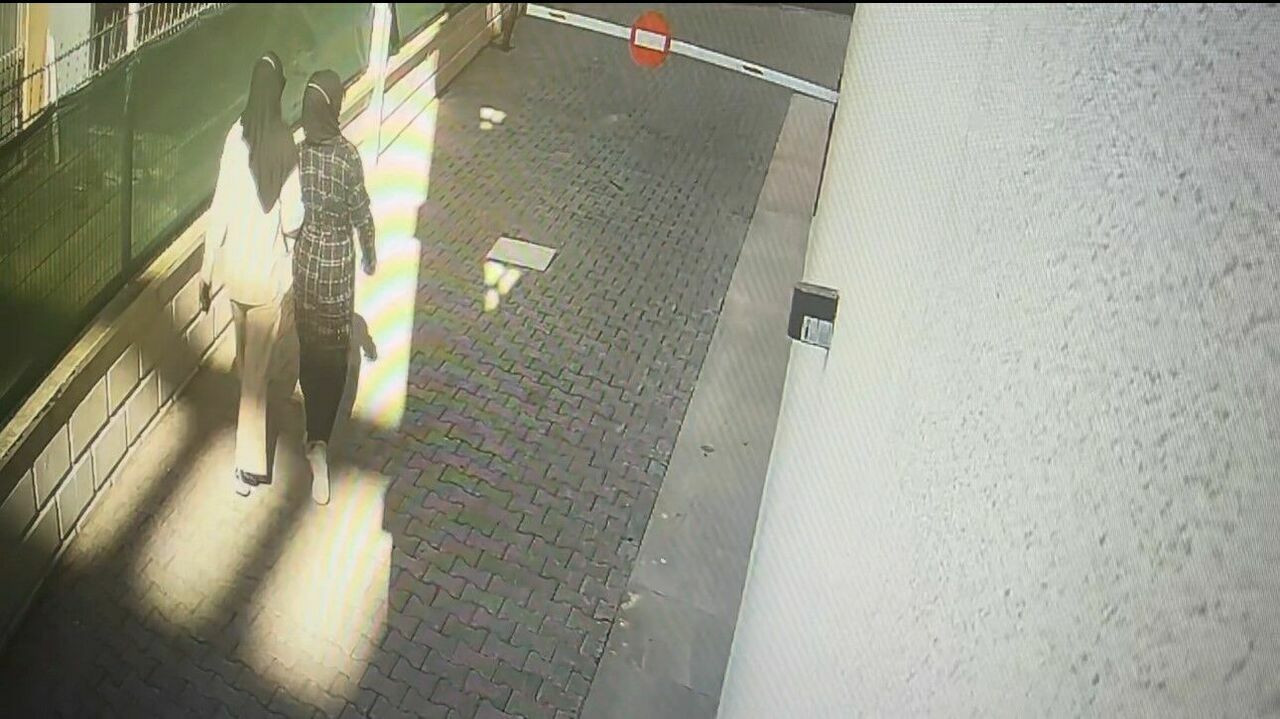 Hırsızlık Için Önce Çocuk Yapıyorlar7