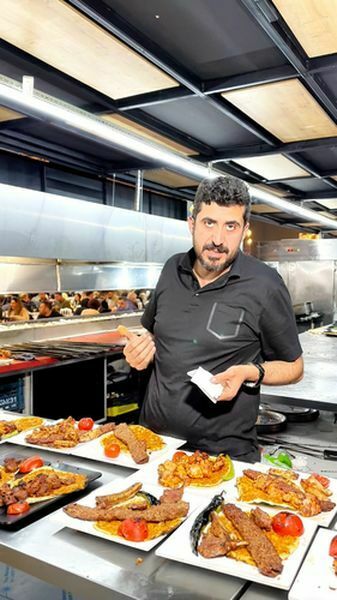 İftar Rezervasyonuna Gelmeyenlere Isyan Etti! O Video Viral Oldu (2) Result