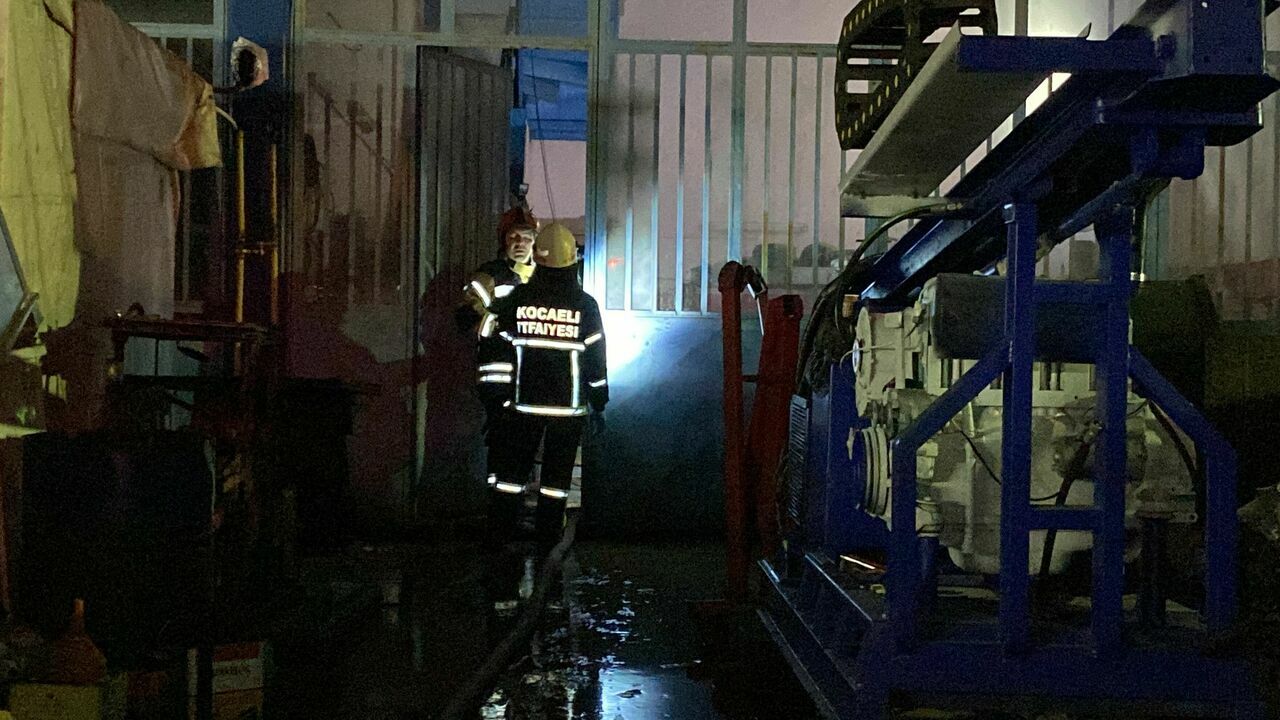 Iş Yerinde Yanarak Can Verdi5