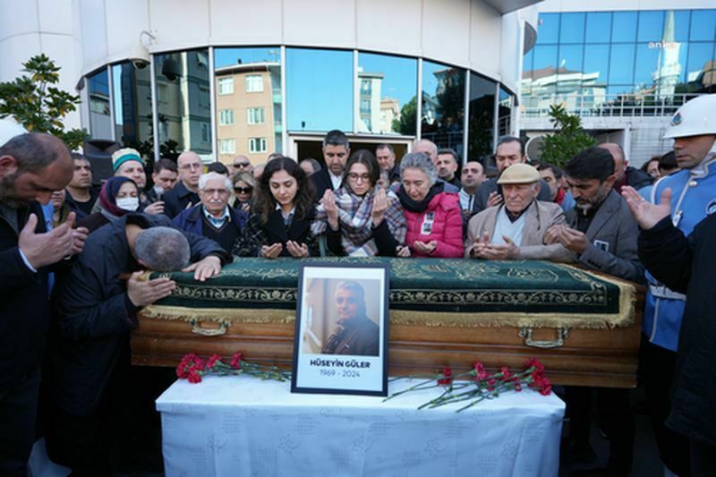 Kartal Belediyesi Ruhsat Ve Denetim Müdürü Son Yolculuğuna Uğurlandı  (3) Result