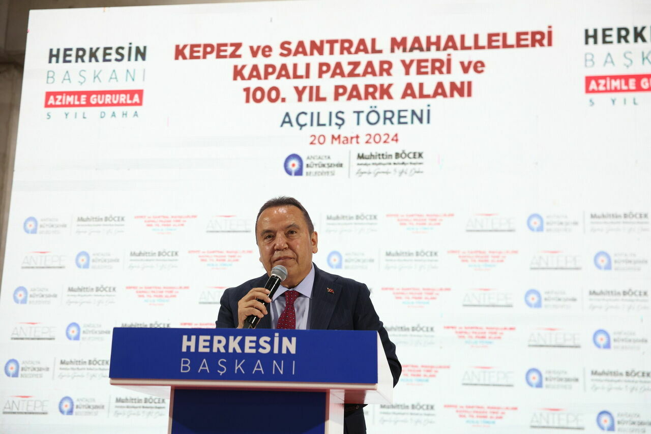 Muhittin Böcek Kepez ve Santral Mahallesi'nde yeni projeleri hizmete açtı