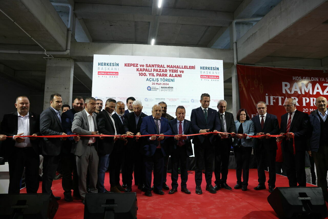 Muhittin Böcek Kepez ve Santral Mahallesi'nde yeni projeleri hizmete açtı