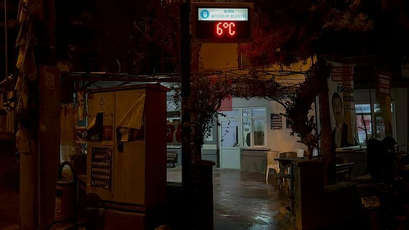 Köyde Özel Gelenek! Babasını Ilk Kez Orada Gördü  (4) Result