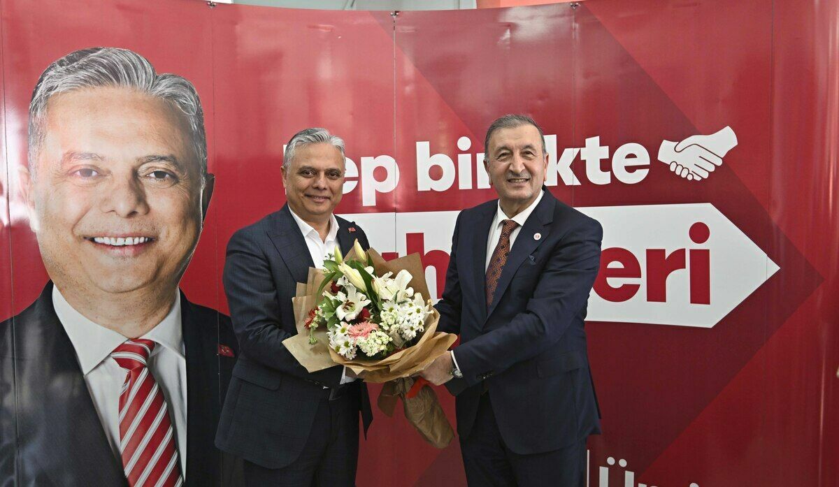 Ümit Uysal'a destek artarak sürüyor