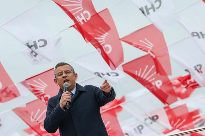 Özgür Özel Erdal Beşikçioğlu Akademiden Değil Beşikten Komiser  (3) Result