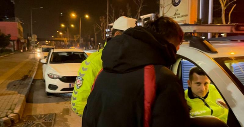 Polisten Kaçtığı Videolarla Fenomen Oldu! (5) Result