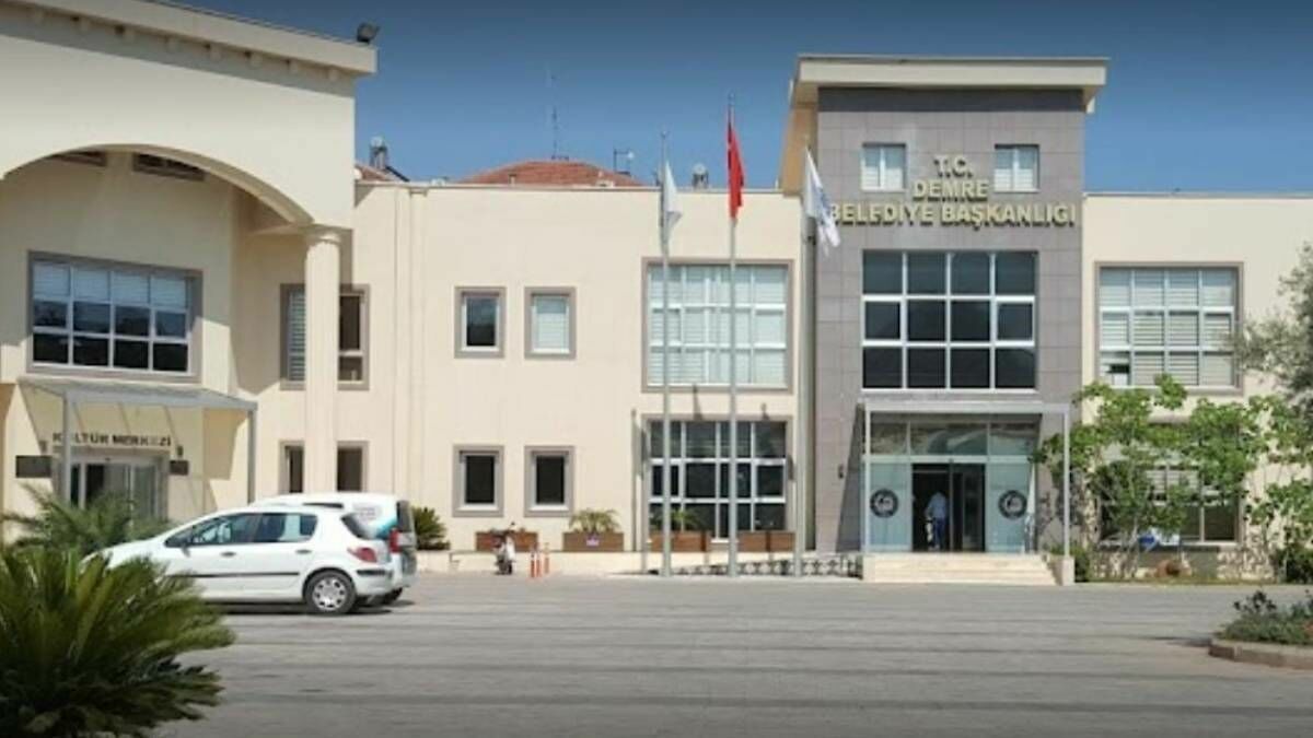 Demre Beledi̇yesi̇