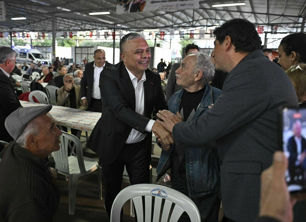 Ümit Uysal: Yapay zeka ile Muratpaşa'yı 12 ay turizmle buluşturacağız'