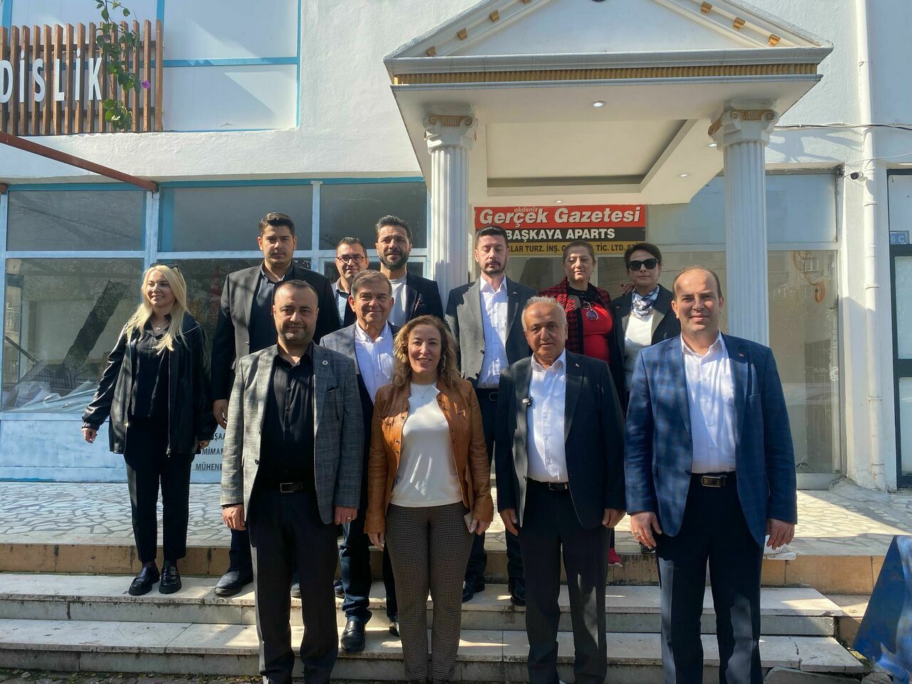Cumhur İttifakı adayı Kolpak'tan ağababa çıkışı