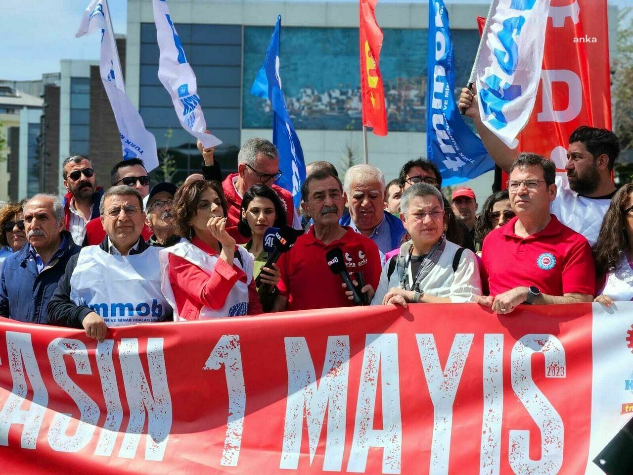 İşçi Sendikaları ve Meslek Odaları 1 Mayıs programını basın açıklamasıyla duyurdu