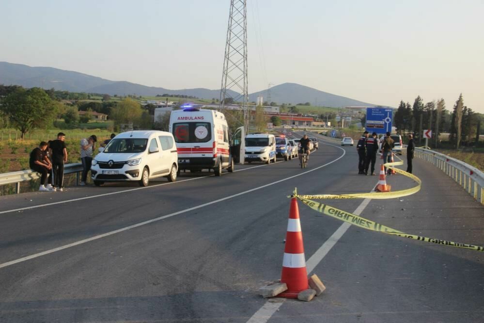 Bayramiç'te motosiklet kazası: 2 genç hayatını kaybetti