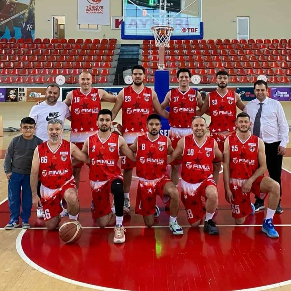 Hasketbol Mersin Barosu'nu farklı geçti