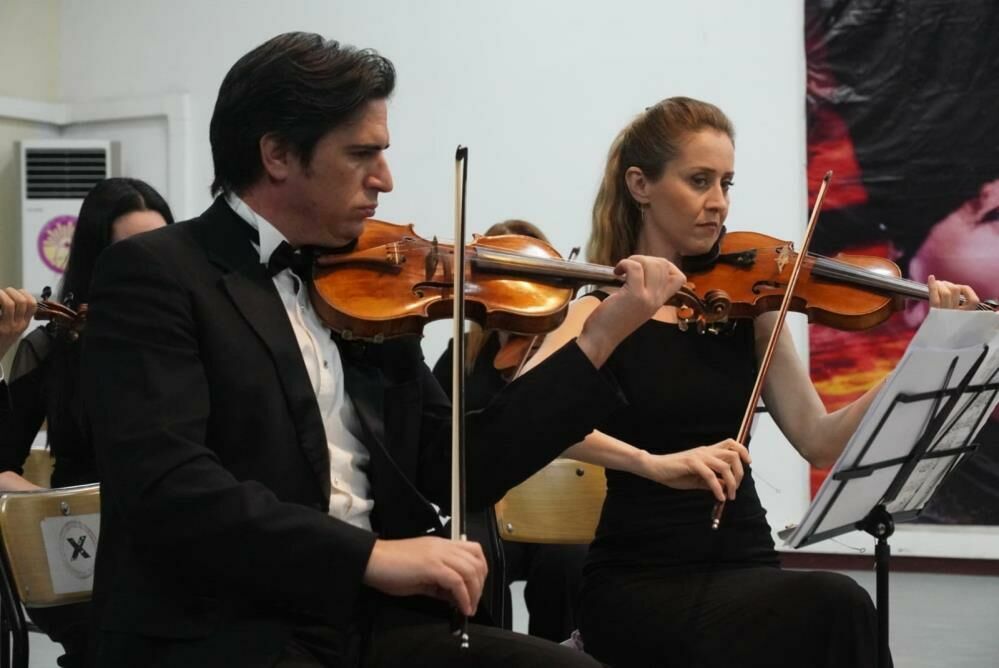 İzmir Devlet Senfoni Orkestrası Çivrillilerle buluştu