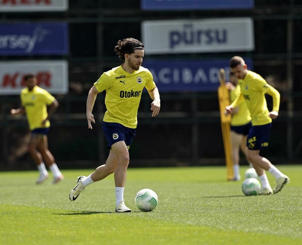 Fenerbahçe Olympiakos maçı hazırlıklarını sürdürdü
