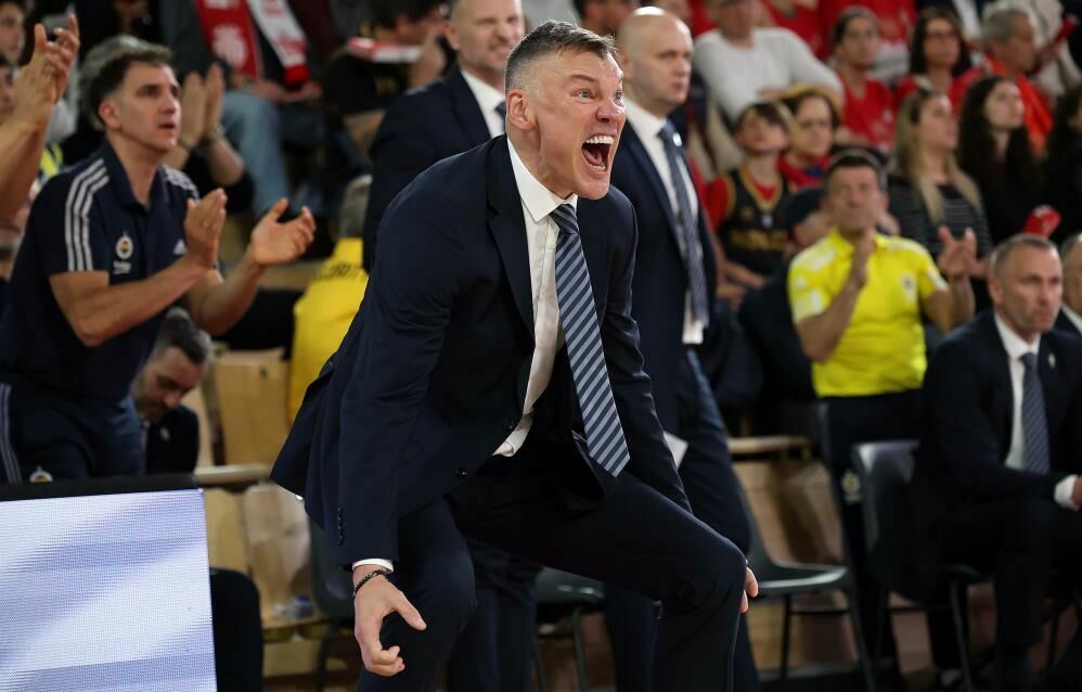 Fenerbahçe Euroleague'de Monaco'yu mağlup etti