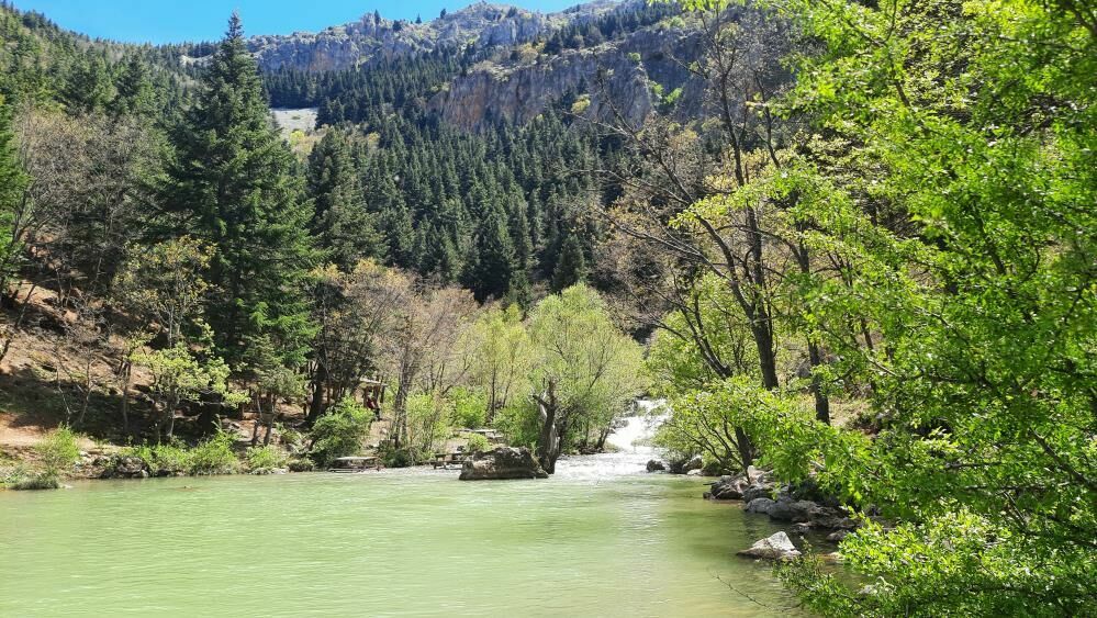 Aygırdibi Şelalesi ve Mesire Alanı ziyaretçi akınına uğruyor