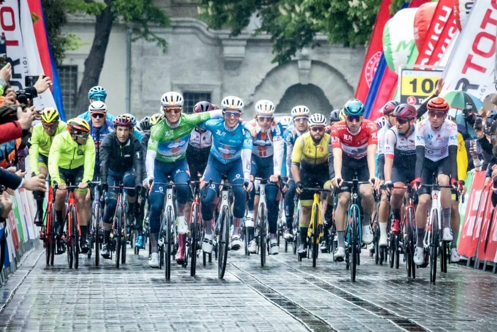 59'uncu Cumhurbaşkanlığı Bisiklet Turu'nun Şampiyonu Frank van den Broek oldu