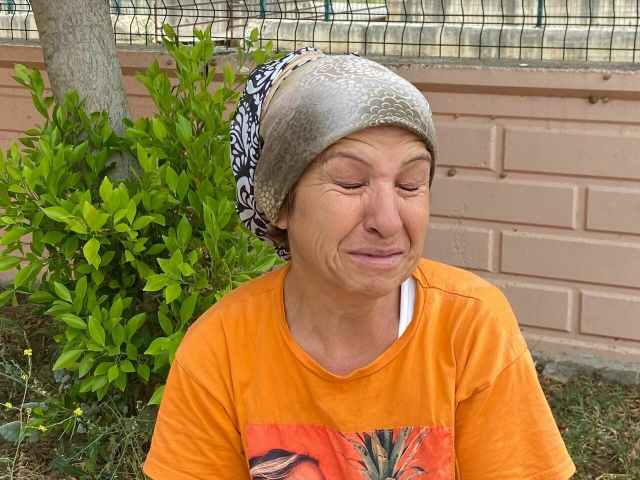 Antalya'da Konteyner Evi Satışa Çıkarılan Kadın Sokakta Kaldı