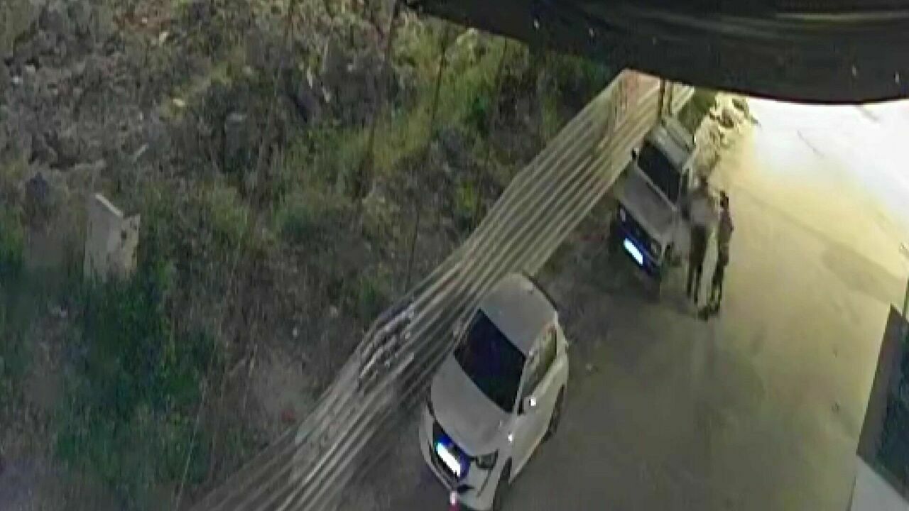 Adana'da Taksi Bulamayan Gençler Cip Çaldı (2)