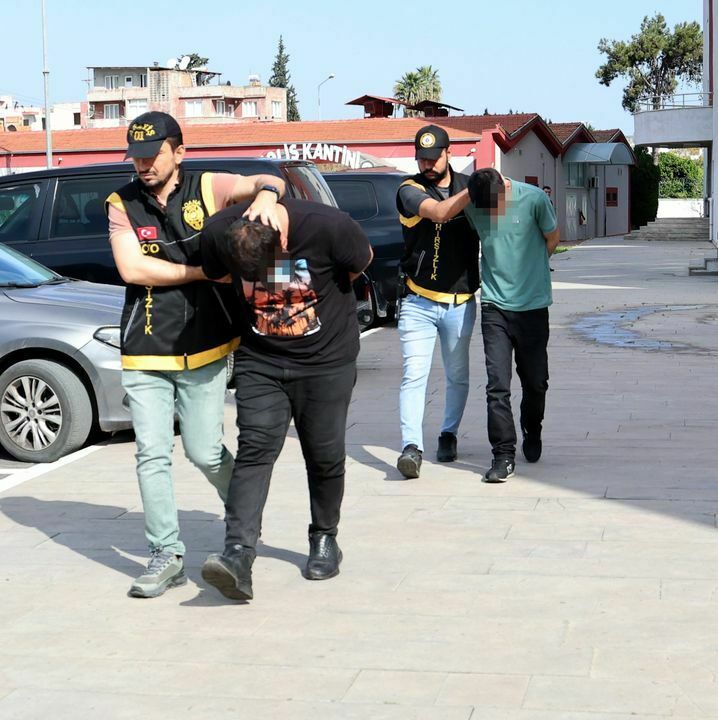 Adana'da Taksi Bulamayan Gençler Cip Çaldı (4) Result