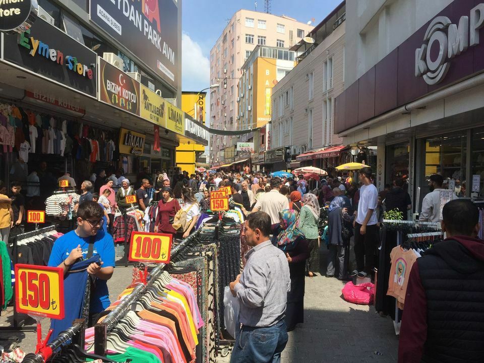 Adana'da Vatandaşlar Bayram Alışverişine Akın Etti  (2) Result