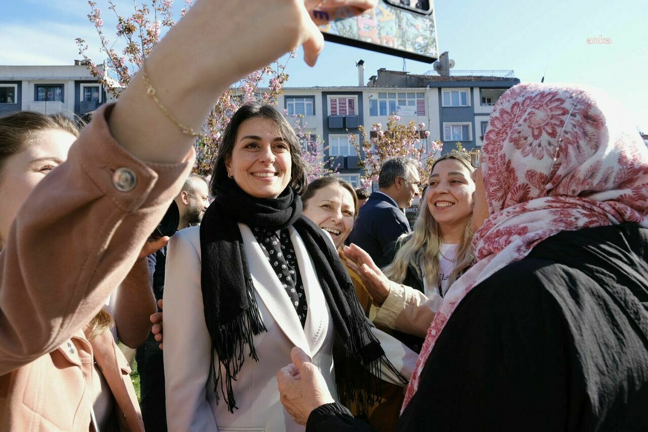 77Bc5425 8C5A 44F5 A50C 44612666Fce5 W