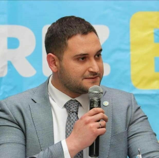 İyi̇ Parti İlçe Başkanı Burak Özdil
