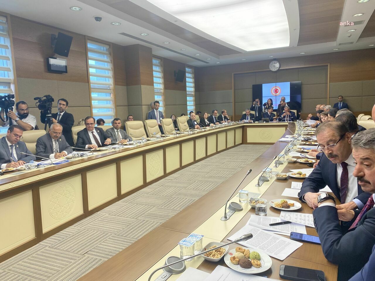 Fahiş fiyat artışı ve stokçuluk cezaları artıyor