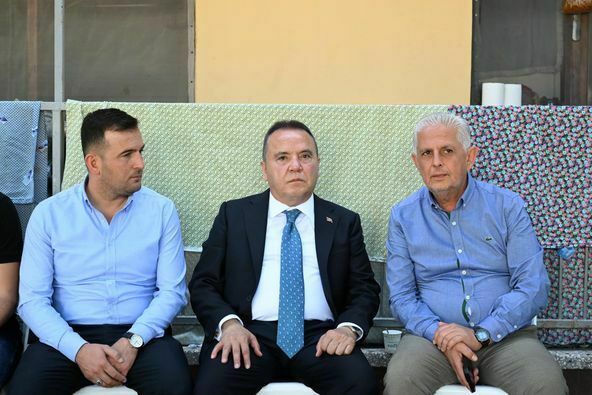 442477121 989205152574124 1507598636364374204 N