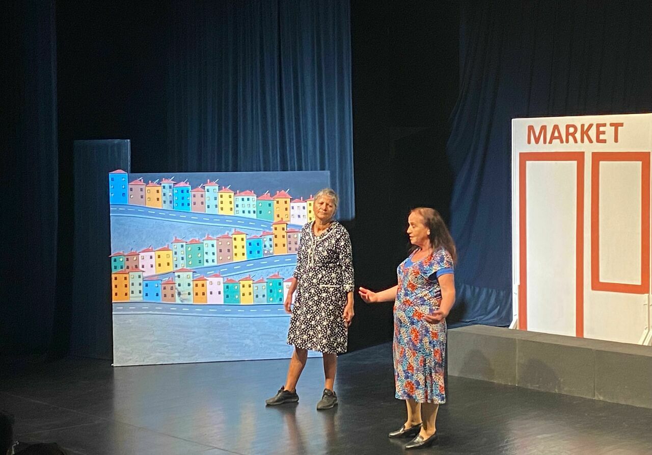 İMO Antalya Şubesi 'Tersine Dünya' tiyatro gösterisi ile kadına şiddete dikkat çekti