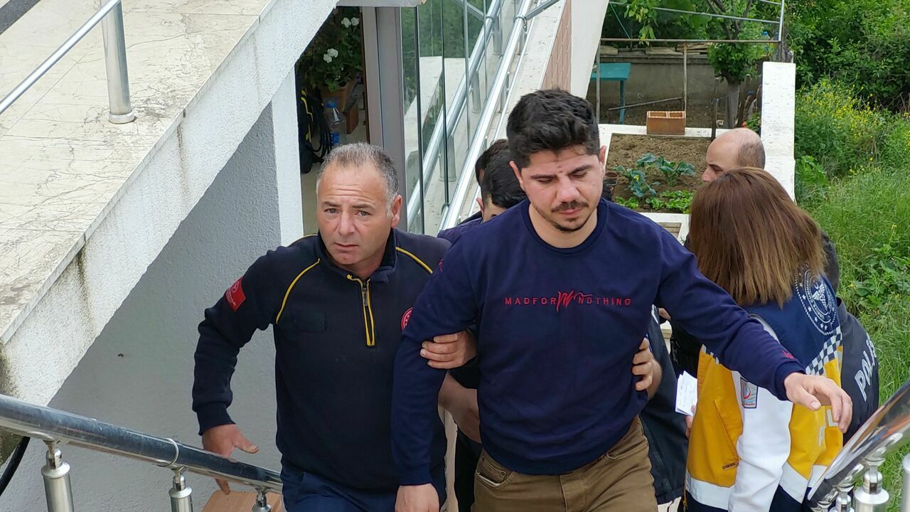 5 Aylık Hamile Kadın Iple Asılı Halde Ölü Bulundu2
