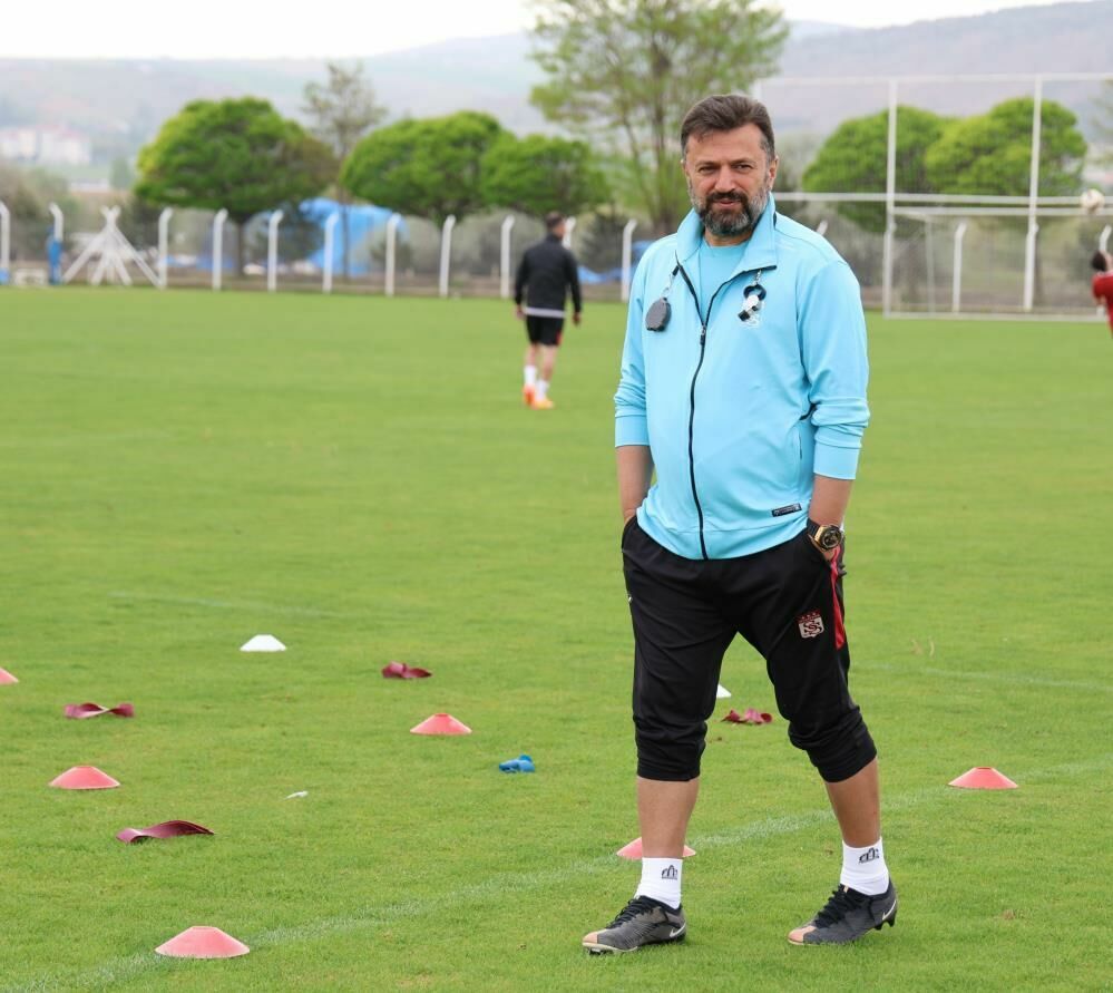 Sivasspor’da Rey Manaj sakatlığını atlattı ve antrenmanlara başladı