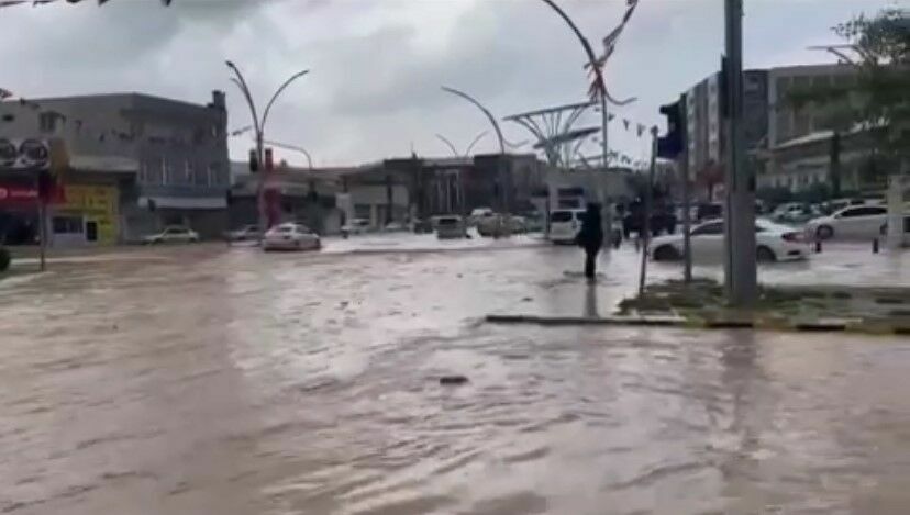 Meteoroloji uyardı: Güneydoğu Anadolu bölgesine sağanak yağış geliyor