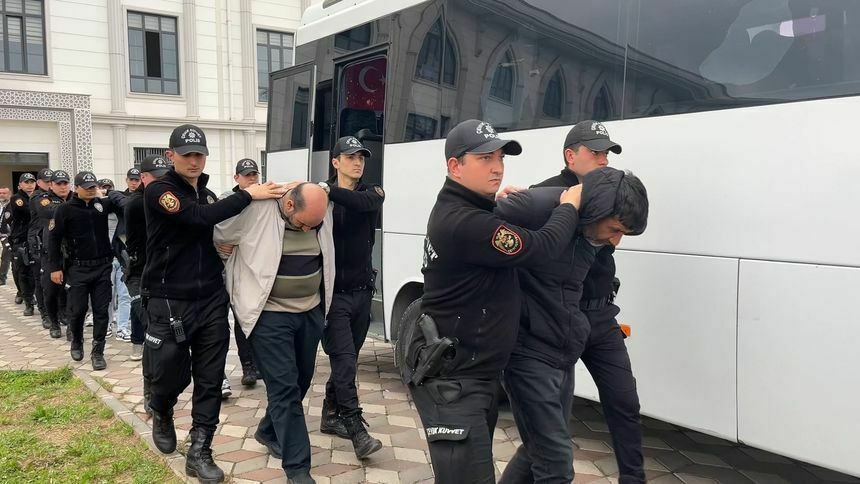 Aile Meclisi' Kararıyla Öldürülmüştü5 Result