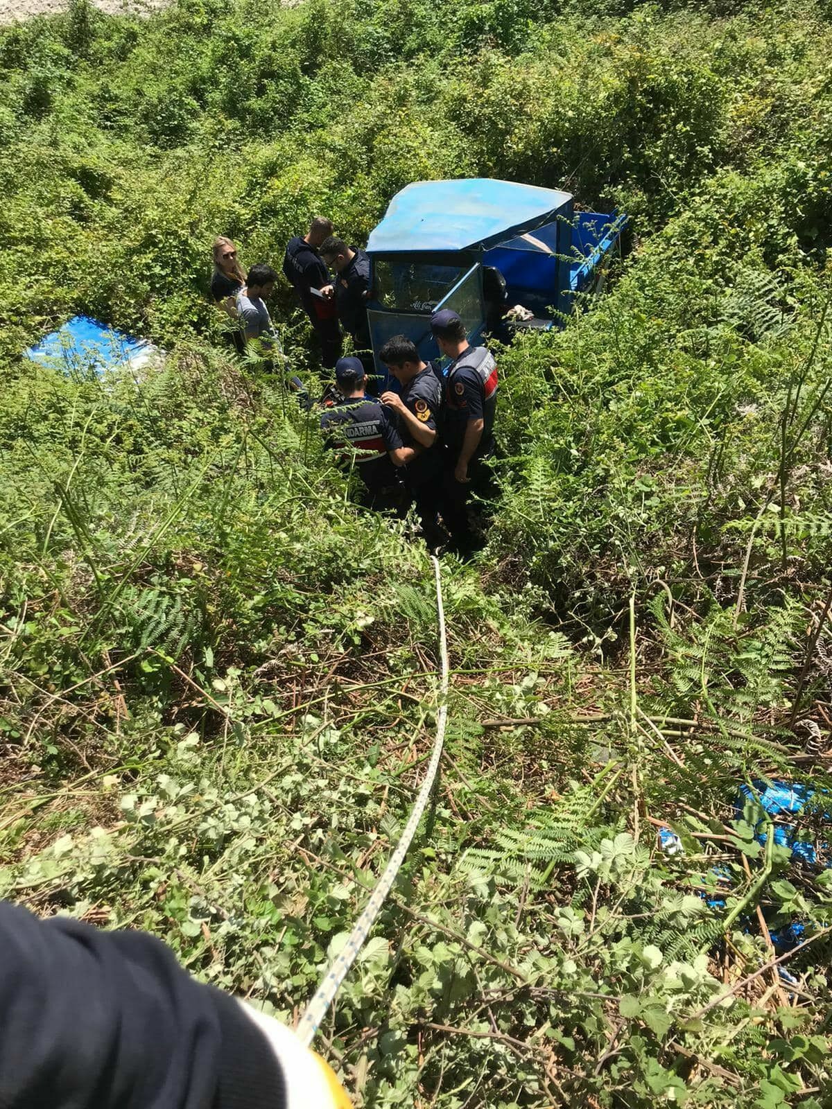 Alaplı'da Tarım Aracı Şarampole Uçtu2