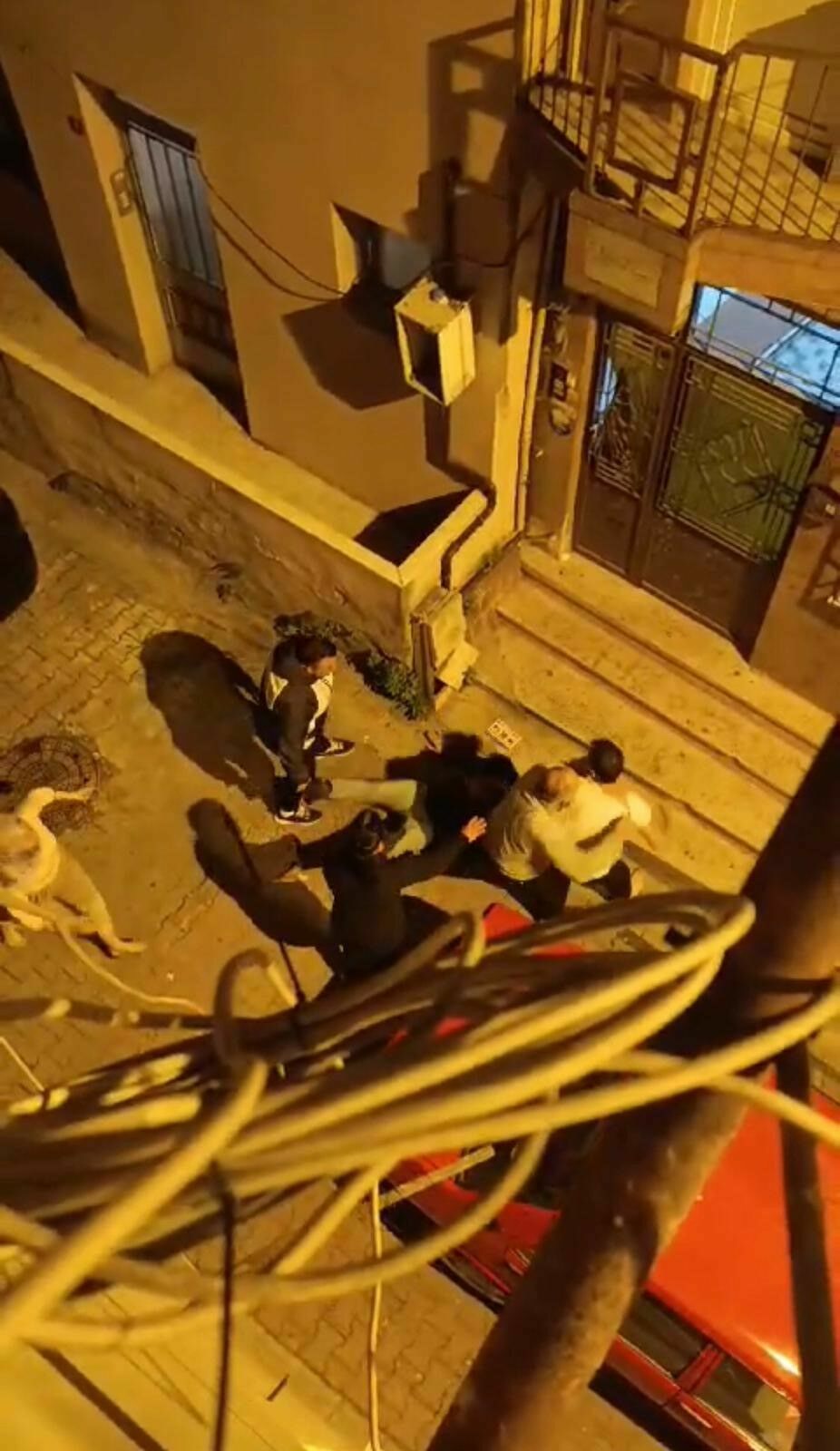 Gece Yumruk Ve Tekmeler Havada Uçuştu2