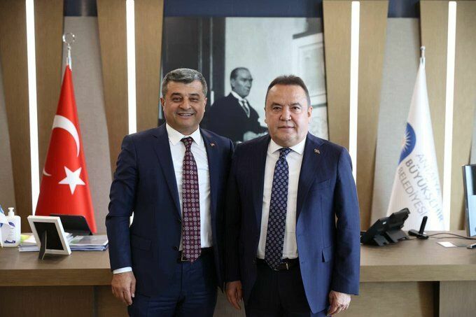 G N Eukui Wo A Asa E J