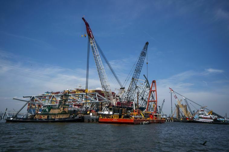 Yıkılan Köprüden Nehre Düşen Işçilerin Tamamının Cansız Bedenine Ulaşıldı3 Result