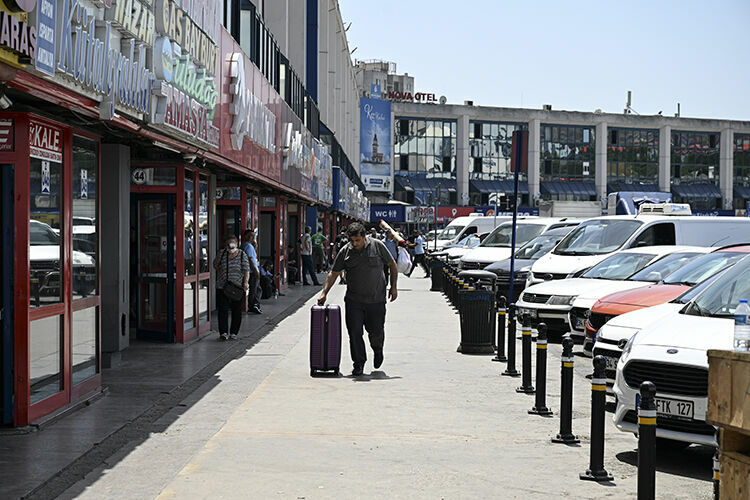 Bayram öncesi otobüs biletleri tükendi! Ek seferler konuldu