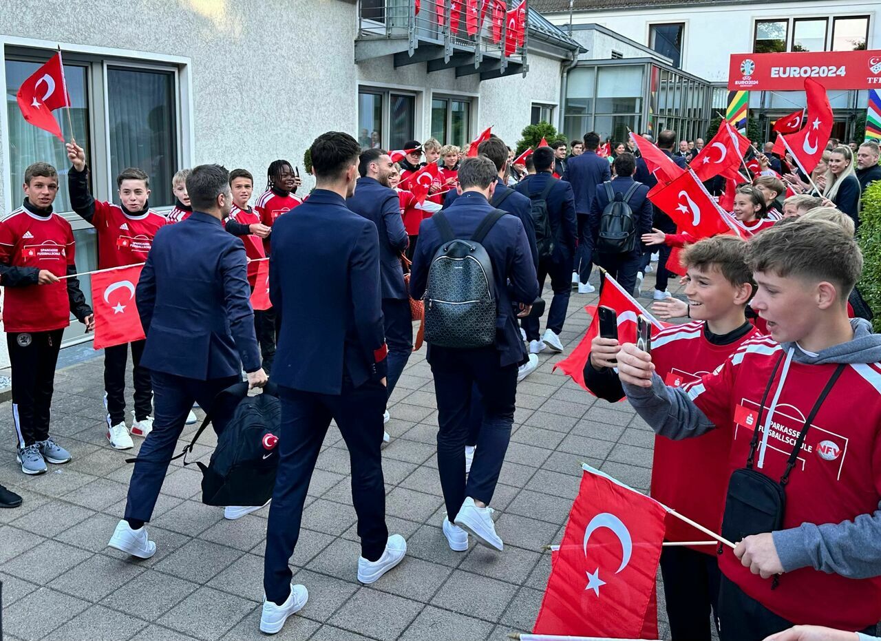 A Milli Futbol Takımı Almanya'ya geldi