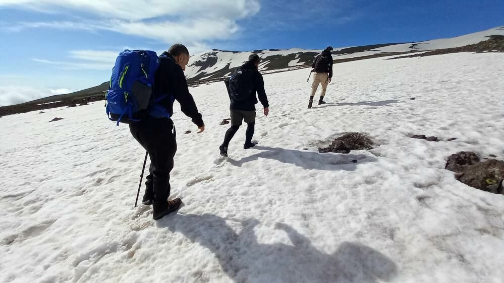 Nemrut Kalderası'nda yaz ve kış bir anda yaşanıyor