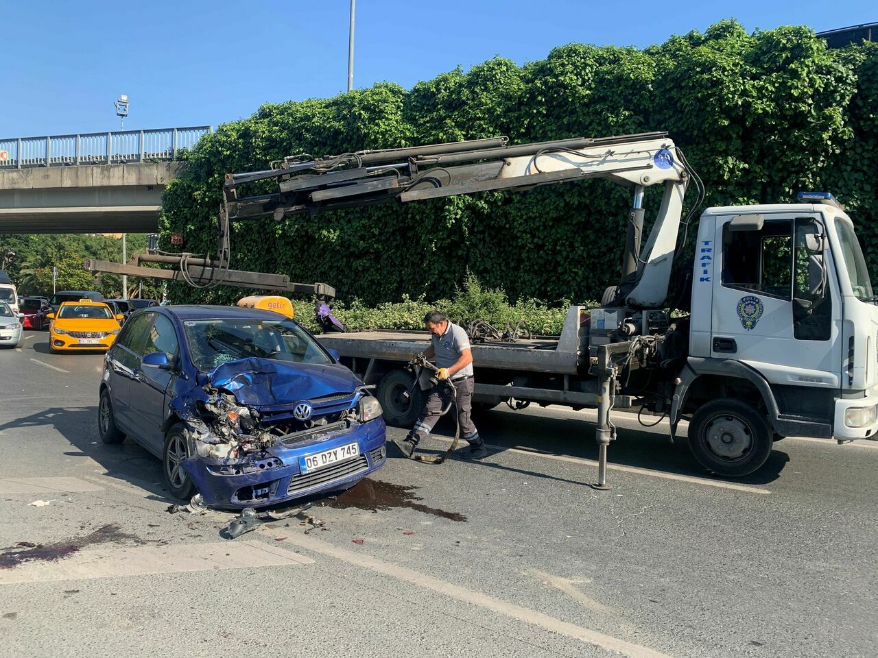 Gencin Bacağı Koptu