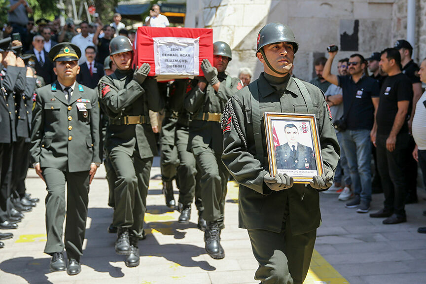Şehit Uzman Çavuş Cebrail Acar Konya'da son yolculuğuna uğurlandı