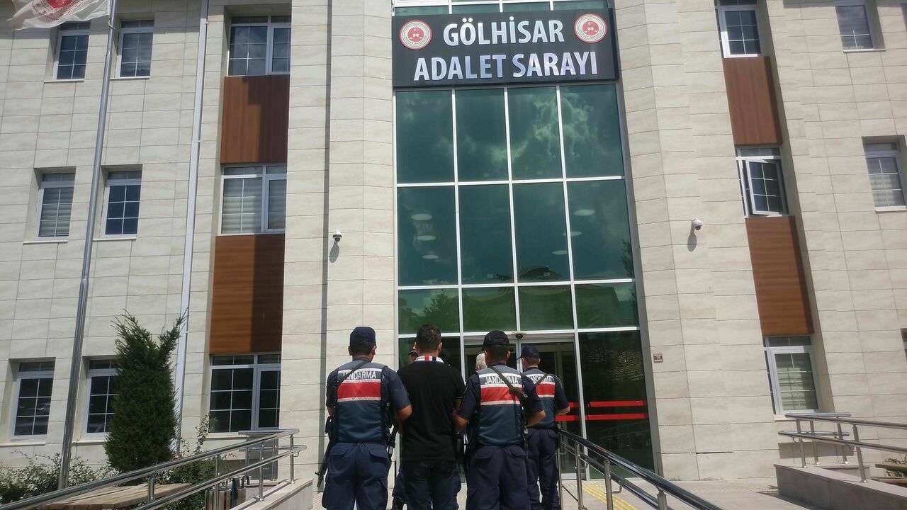 Burdur'da Tefecilik Operasyonu! Baba Oğul Tutuklandı 2