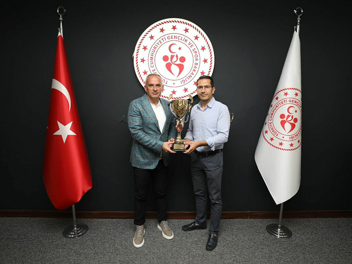 G S D A H E6 W E A A M S5C