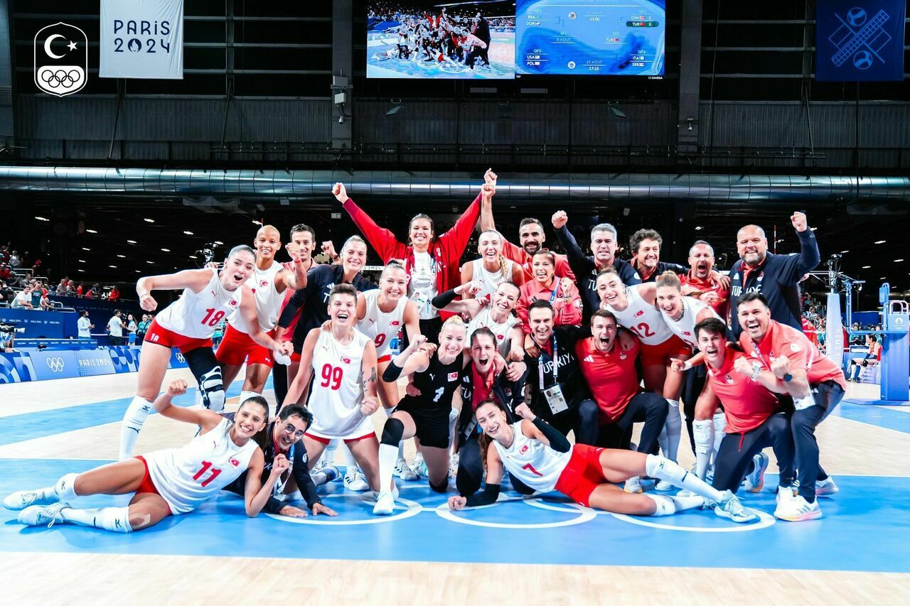 Filenin Sultanları Yarı Finalde!