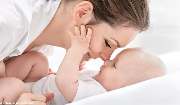 bebeğin göz rengi ne zaman değişir