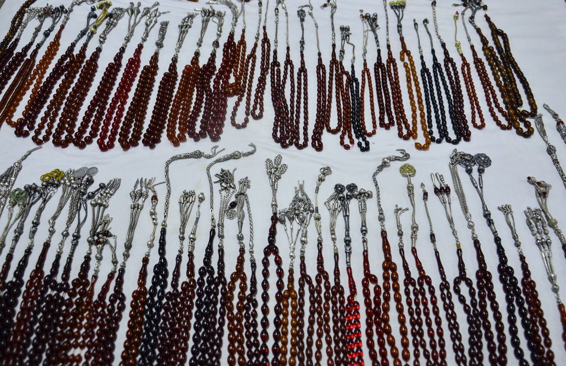 Mersin'de Her Perşembe Tespih Pazarı Kuruluyor 5