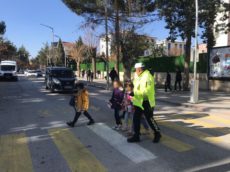 'Öncelik Hayatın Öncelik Yayanın'